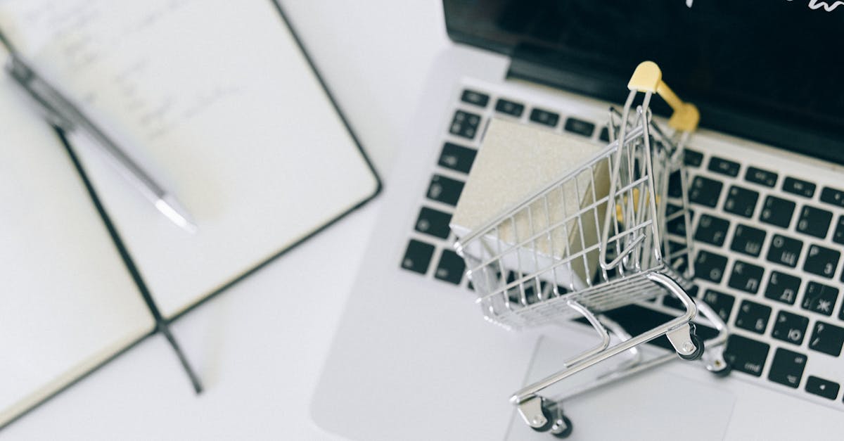 Gratis stockfoto met apple laptop, bedrijf, bedrijfs concept