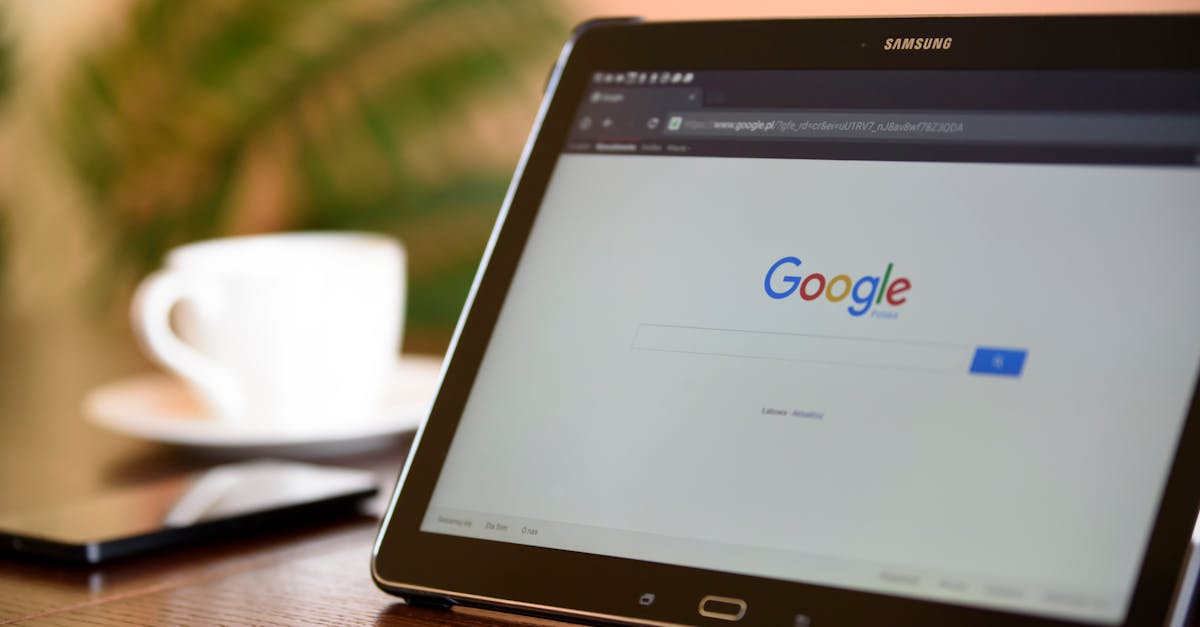 Zwarte Samsung Tablet Op Google Pagina